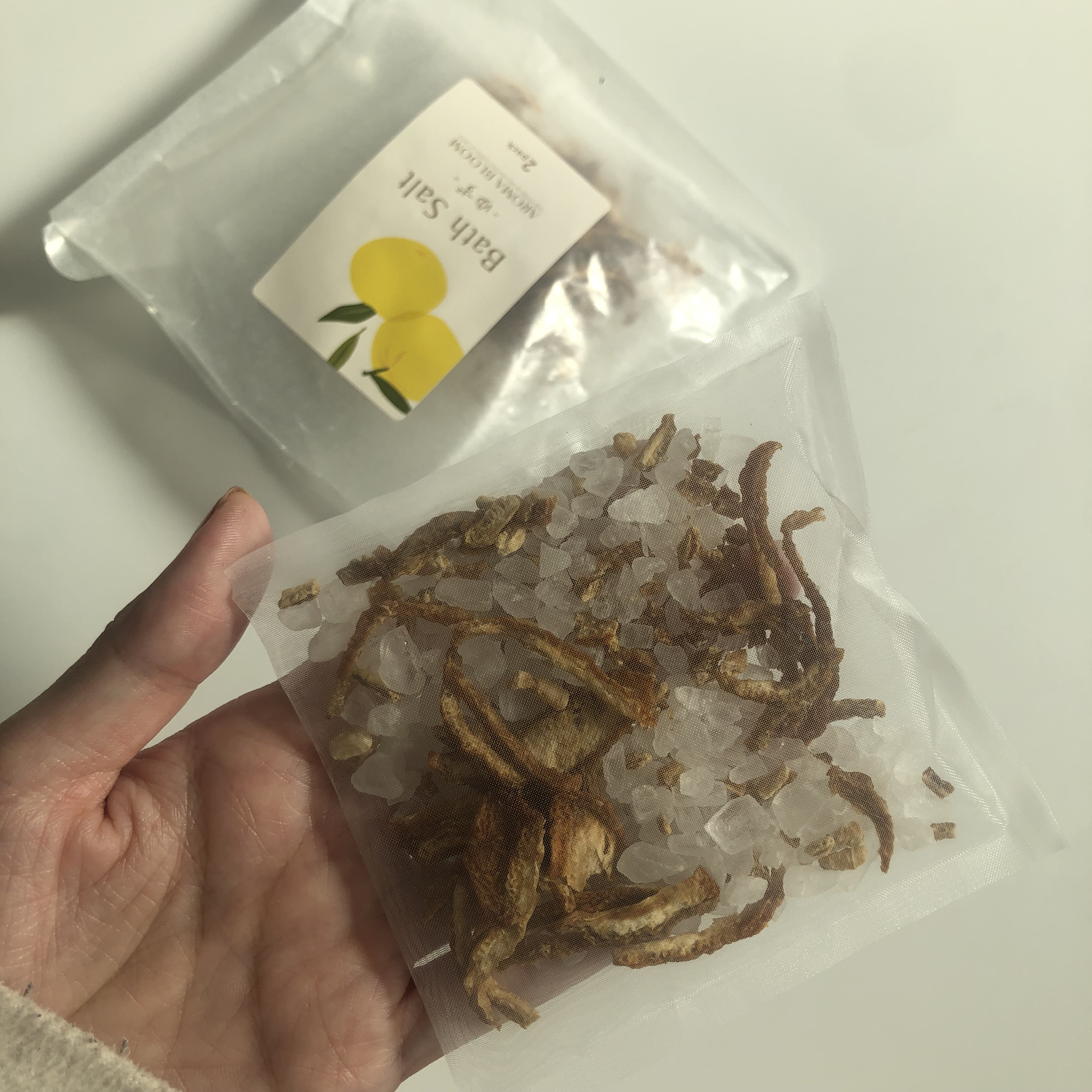 バスソルト－ゆず－/アロマブルーム/入浴剤を使ったクチコミ（3枚目）