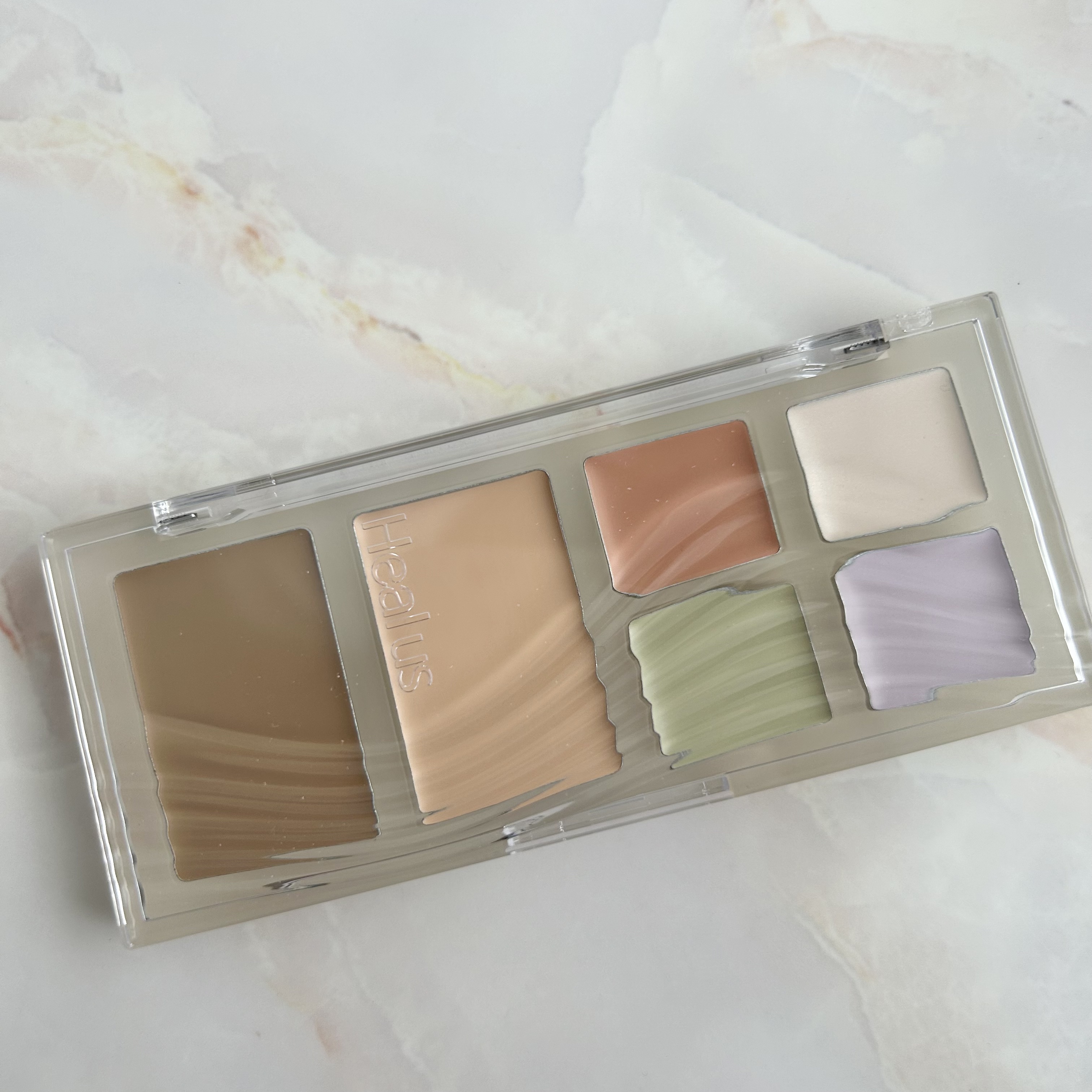 ブリージングコンシーラーパレット/Healus/パレットコンシーラーを使ったクチコミ（3枚目）