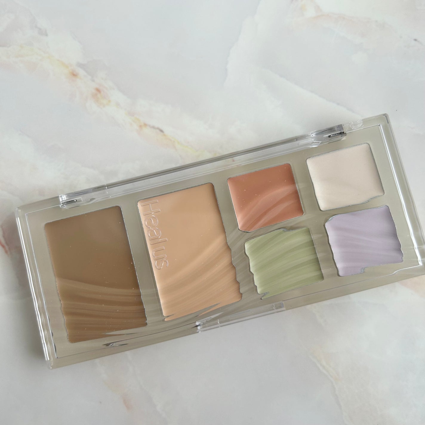 ブリージングコンシーラーパレット/Healus/パレットコンシーラーを使ったクチコミ(3枚目)