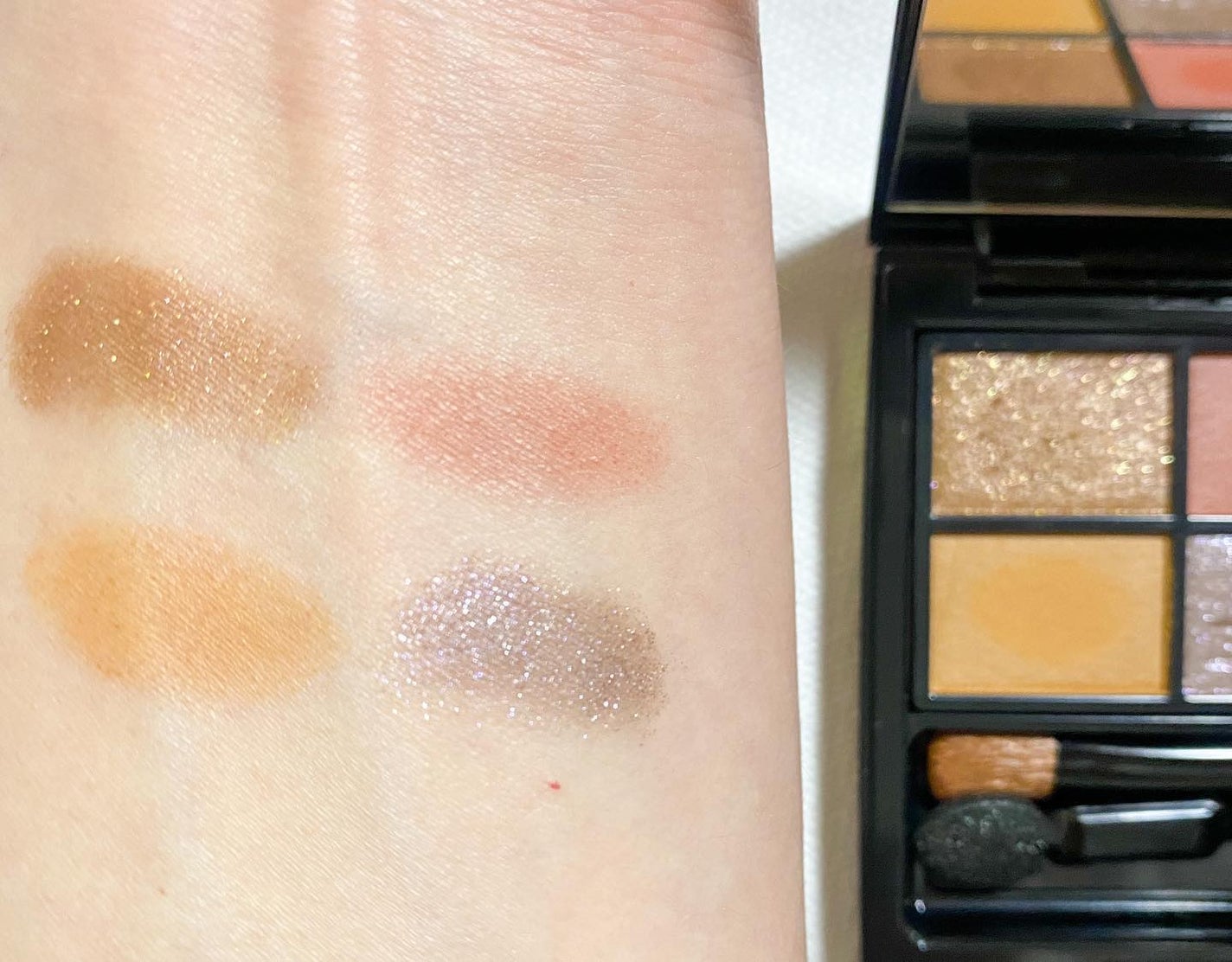 ミネラルクラッシィシャドー/エトヴォス/アイシャドウパレットを使ったクチコミ(3枚目)