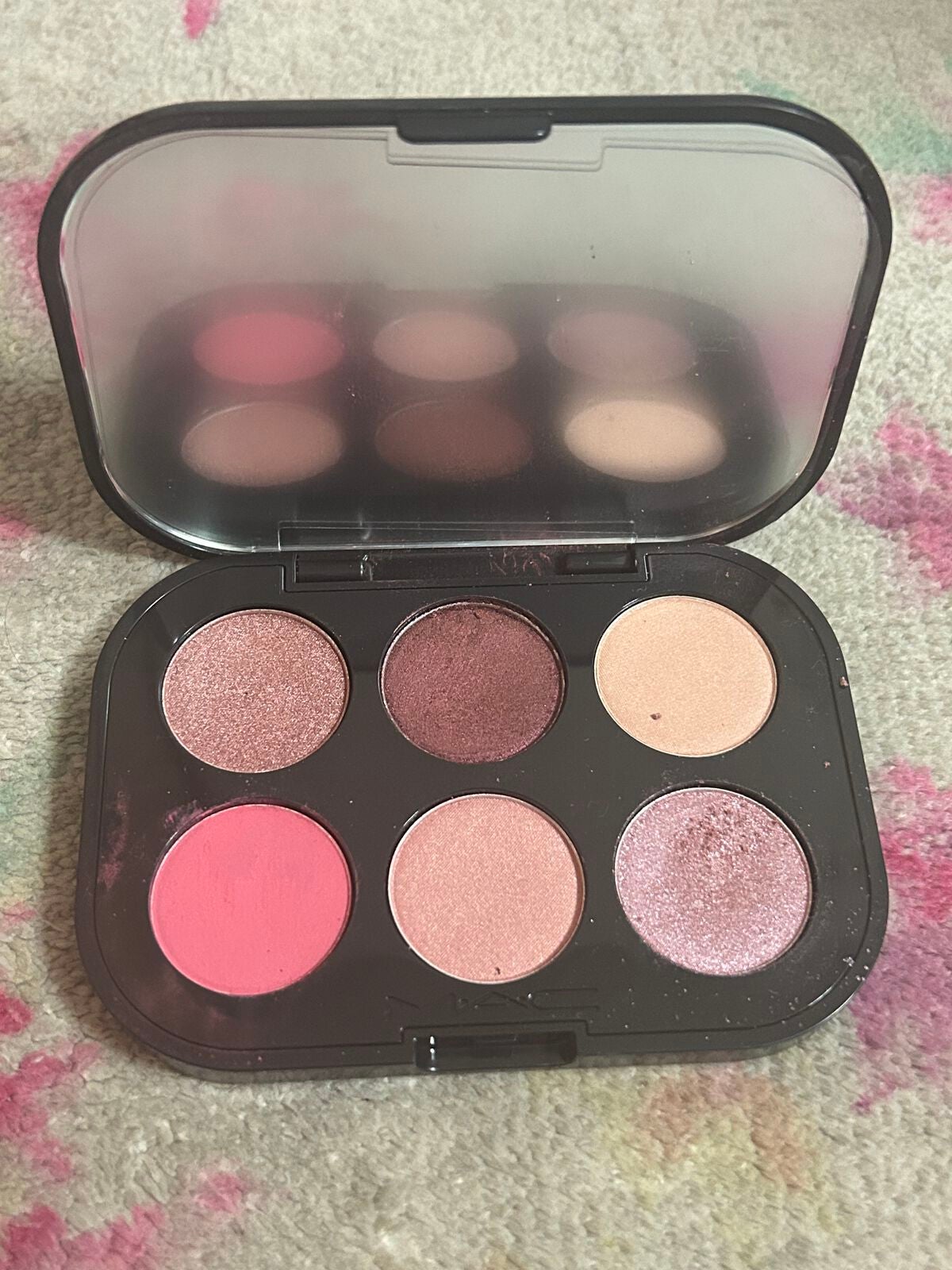 コネクト イン カラー アイシャドウ パレット × 6/M・A・C/アイシャドウパレットを使ったクチコミ(5枚目)