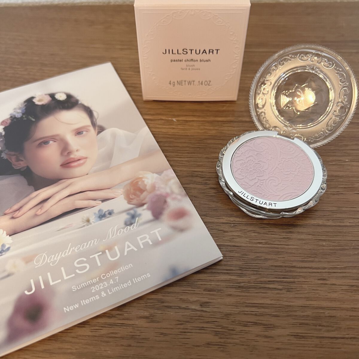 パステルシフォン ブラッシュ/JILL STUART/パウダーチークを使ったクチコミ（3枚目）