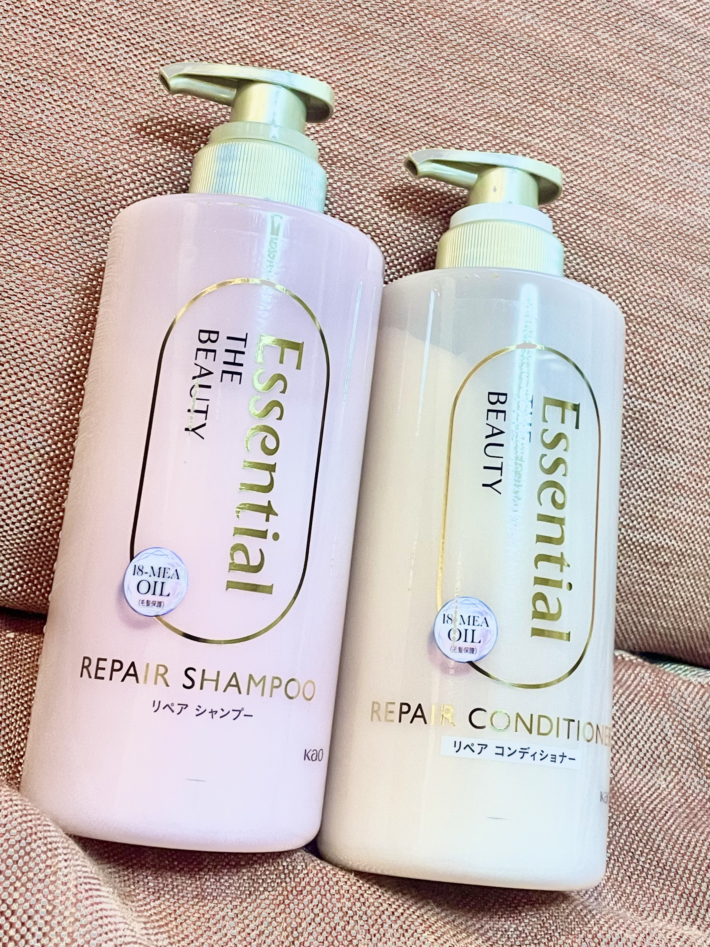 エッセンシャル ザビューティ リペアシャンプー・コンディショナーのクチコミ「【私の髪質】
・太い
・硬い
・パサつきやすい
・くせ毛


【使ってみた感想】
・泡立ちがす.....」（1枚目）