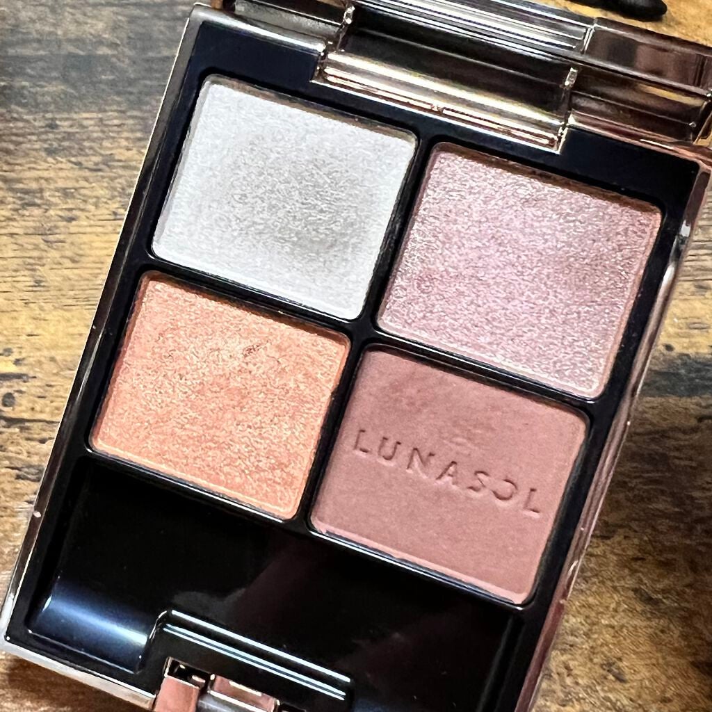 アイカラーレーション/LUNASOL/アイシャドウパレットを使ったクチコミ(2枚目)