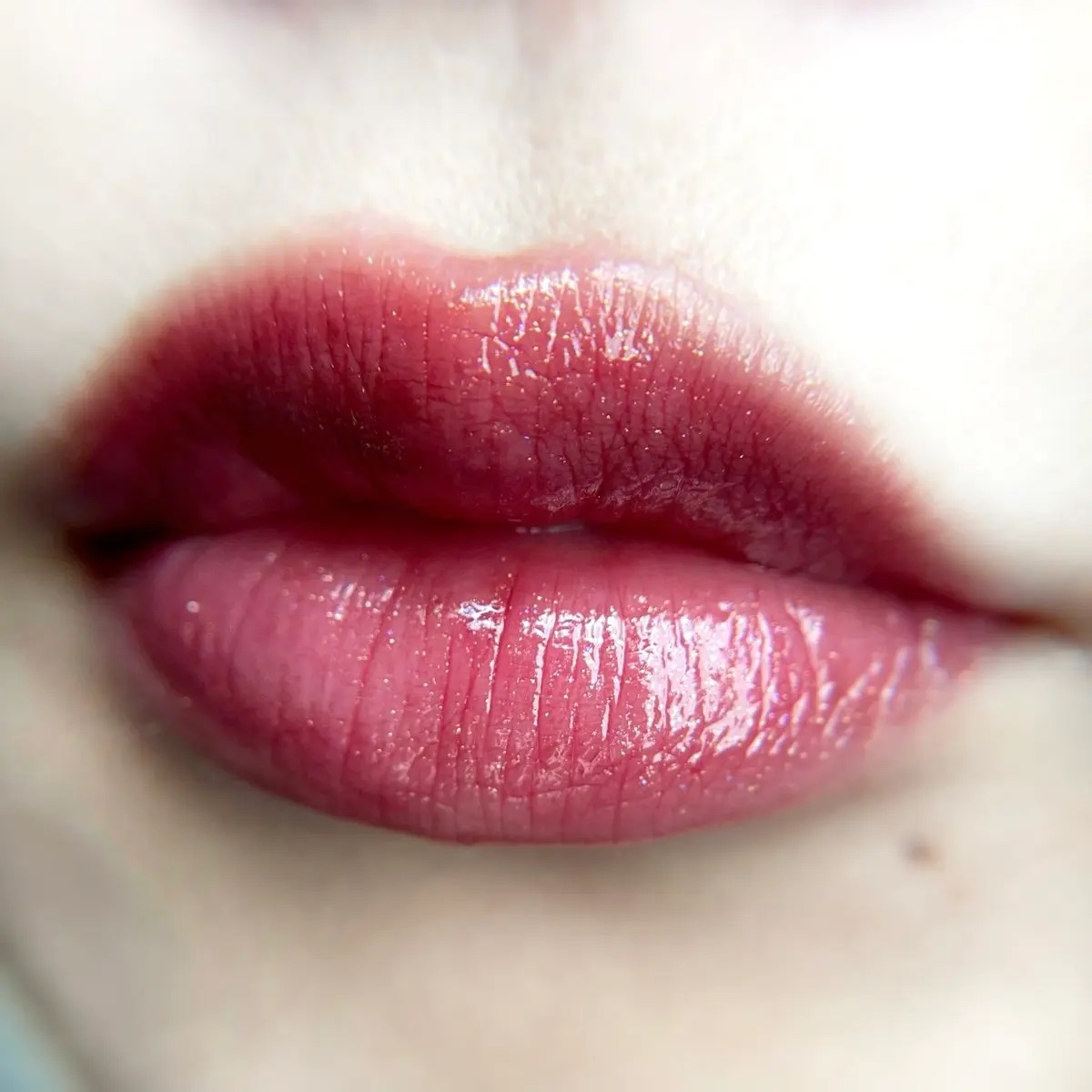 ルージュスターヴァイブラント EX7 Starry Cassis（限定色）/KANEBO/口紅を使ったクチコミ（2枚目）