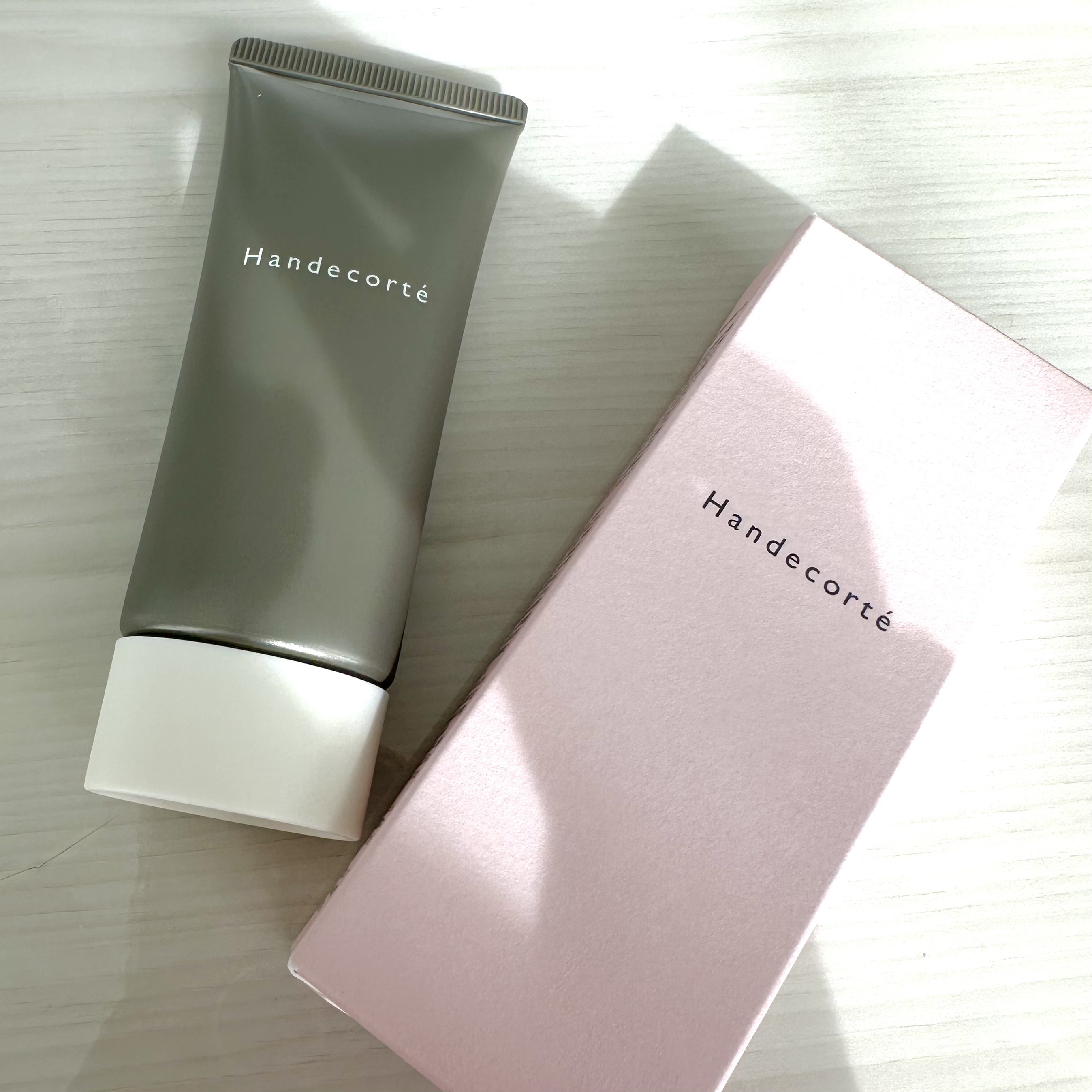 ハンデコルテ/キユートピア/ネック・デコルテケアを使ったクチコミ（1枚目）