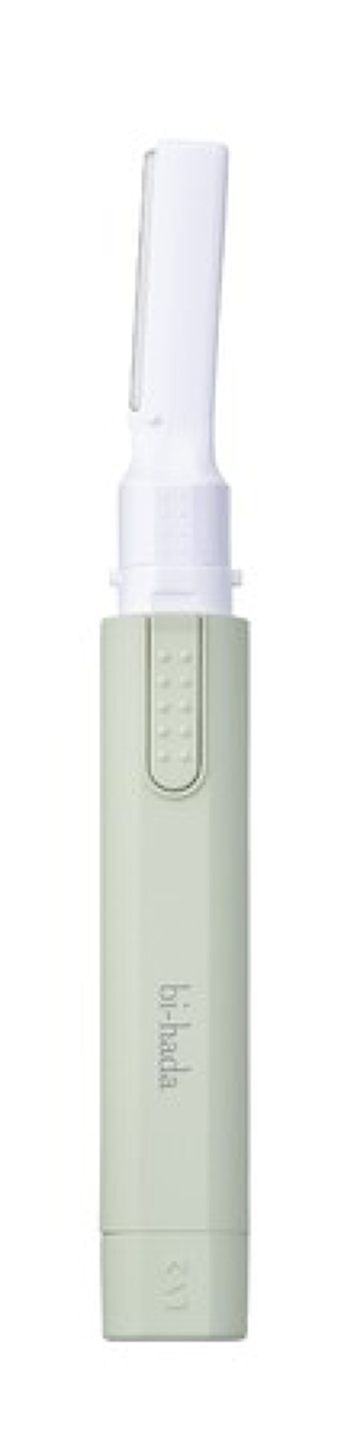 bi-hada ompa L ホルダー替刃2個付 ニュアンスグリーン<限定デザイン>