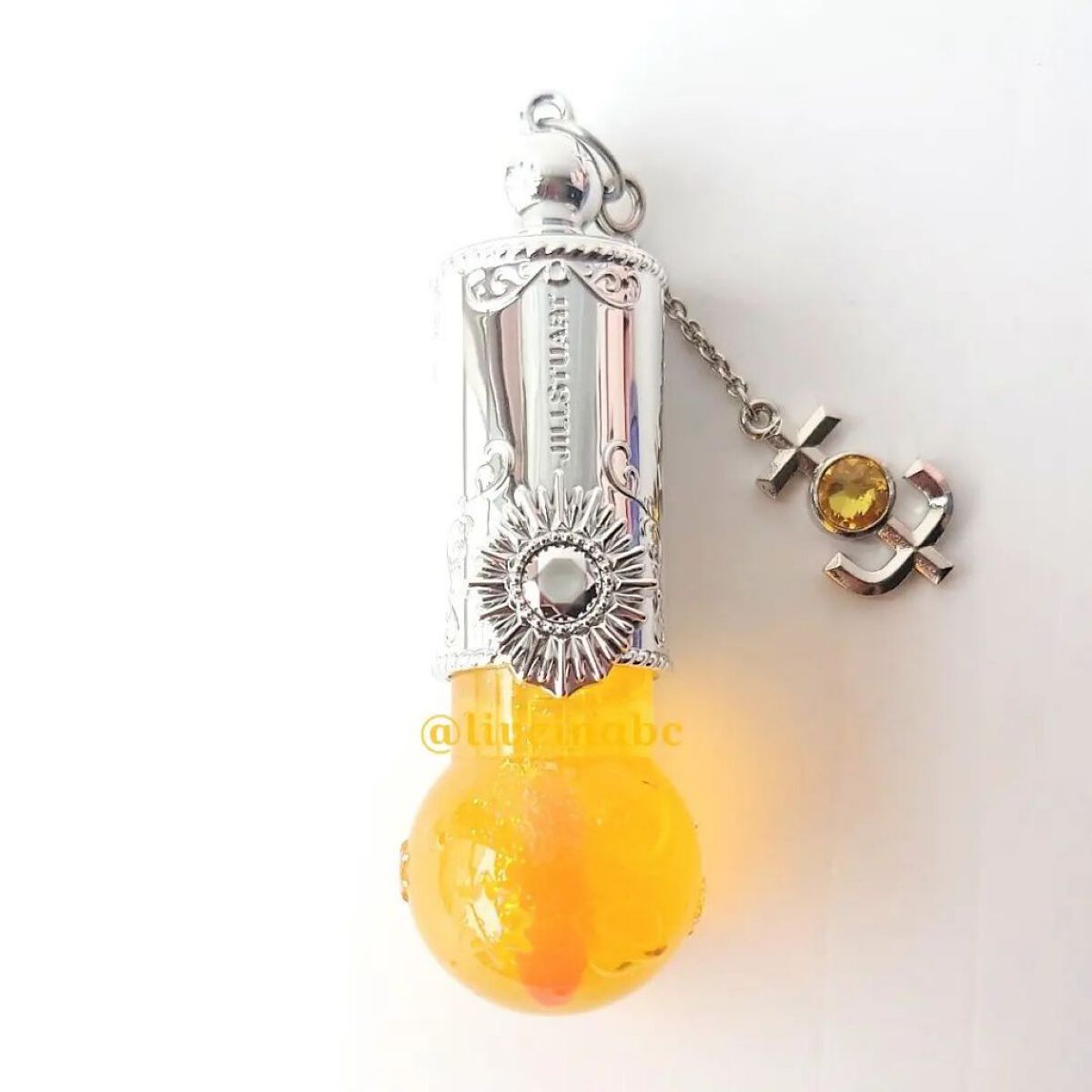 ステラーチャーム　リップオイル/JILL STUART/口紅を使ったクチコミ（2枚目）