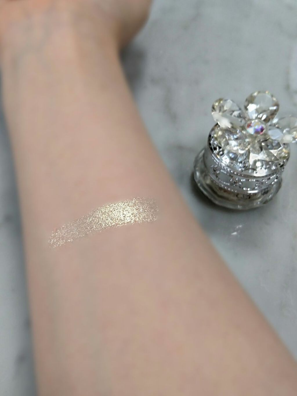 ジルスチュアート クリスタルブルーム ジェリービジュー/JILL STUART/ジェル・クリームアイシャドウを使ったクチコミ(3枚目)