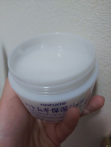 ハトムギ保湿ジェル(ナチュリエ スキンコンディショニングジェル)/ナチュリエ/美容液を使ったクチコミ(4枚目)