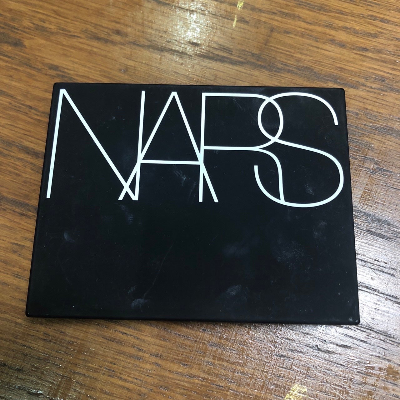 ライトリフレクティング プリズマティックパウダー/NARS/プレストパウダーを使ったクチコミ(2枚目)