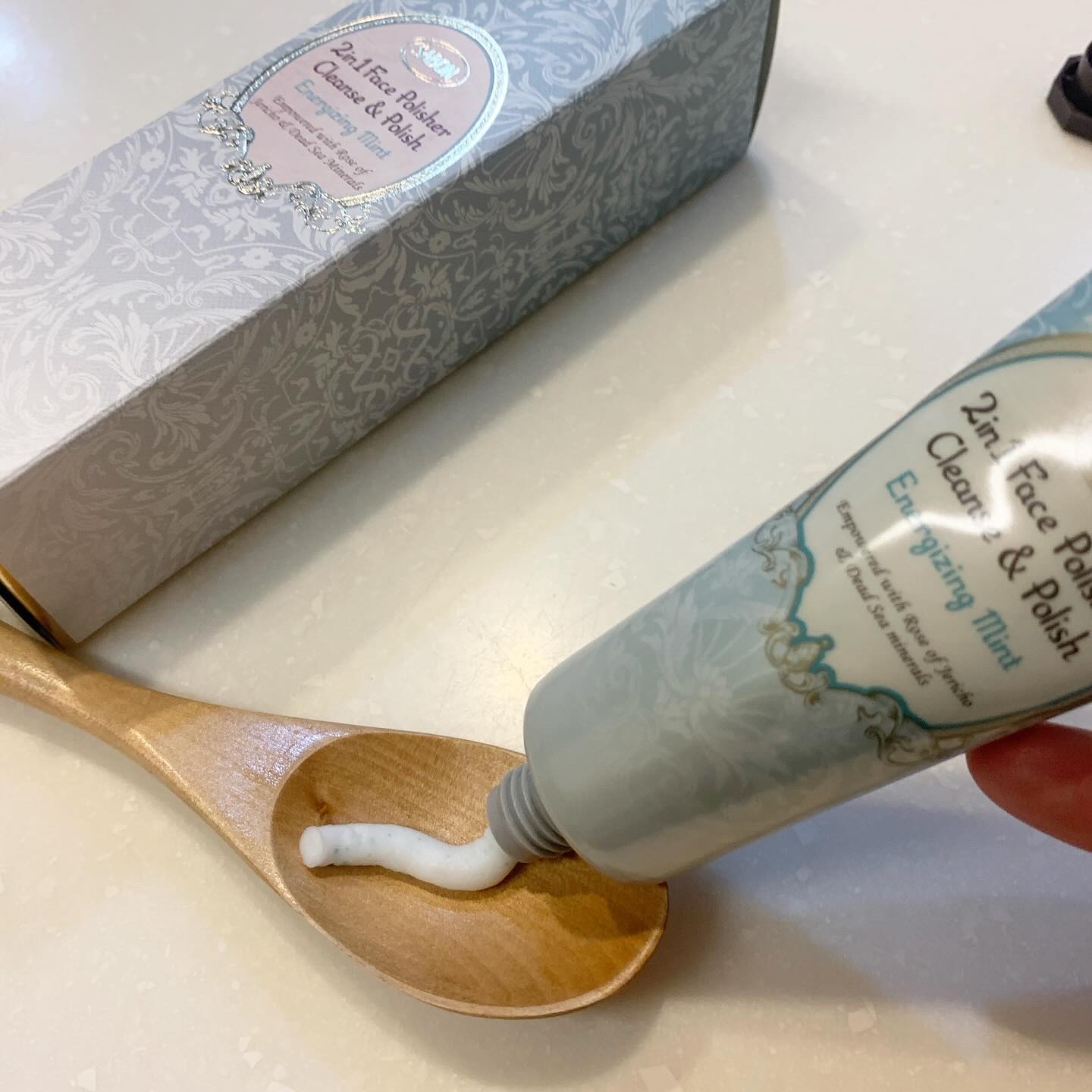 フェイスポリッシャー リフレッシング（ミント）/SABON/スクラブ・ゴマージュを使ったクチコミ（2枚目）