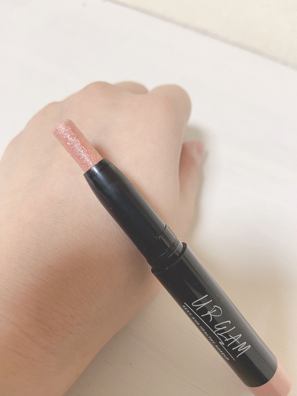 UR GLAM　EYESHADOW STICK/U R GLAM/スティックアイシャドウを使ったクチコミ（2枚目）