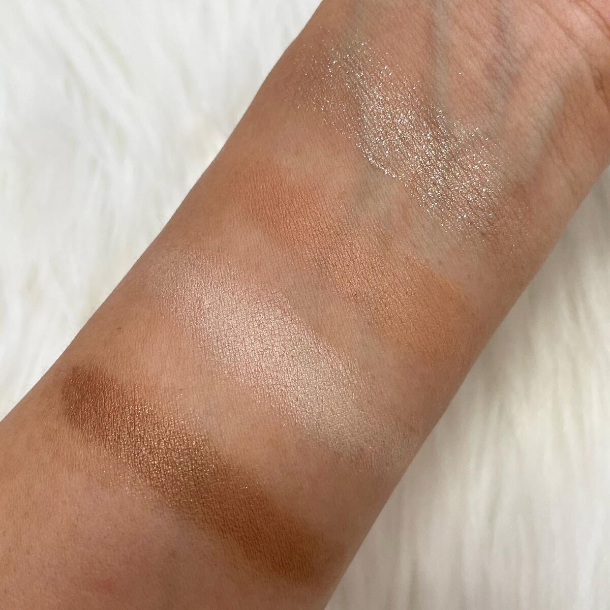 ベージュトーンアイシャドウ/CEZANNE/アイシャドウパレットを使ったクチコミ（3枚目）