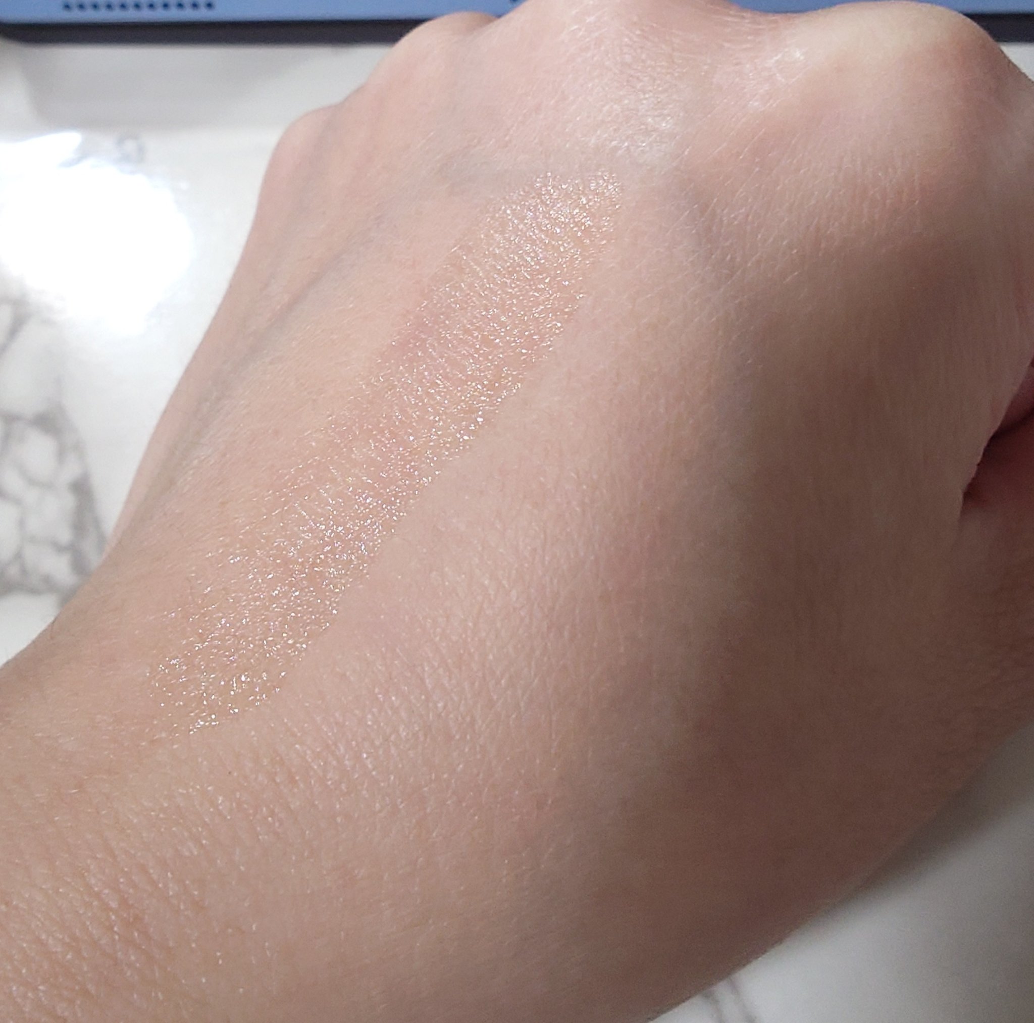 薬用リップケア モイスト ＜医薬部外品＞/アベンヌ/リップクリームを使ったクチコミ（3枚目）