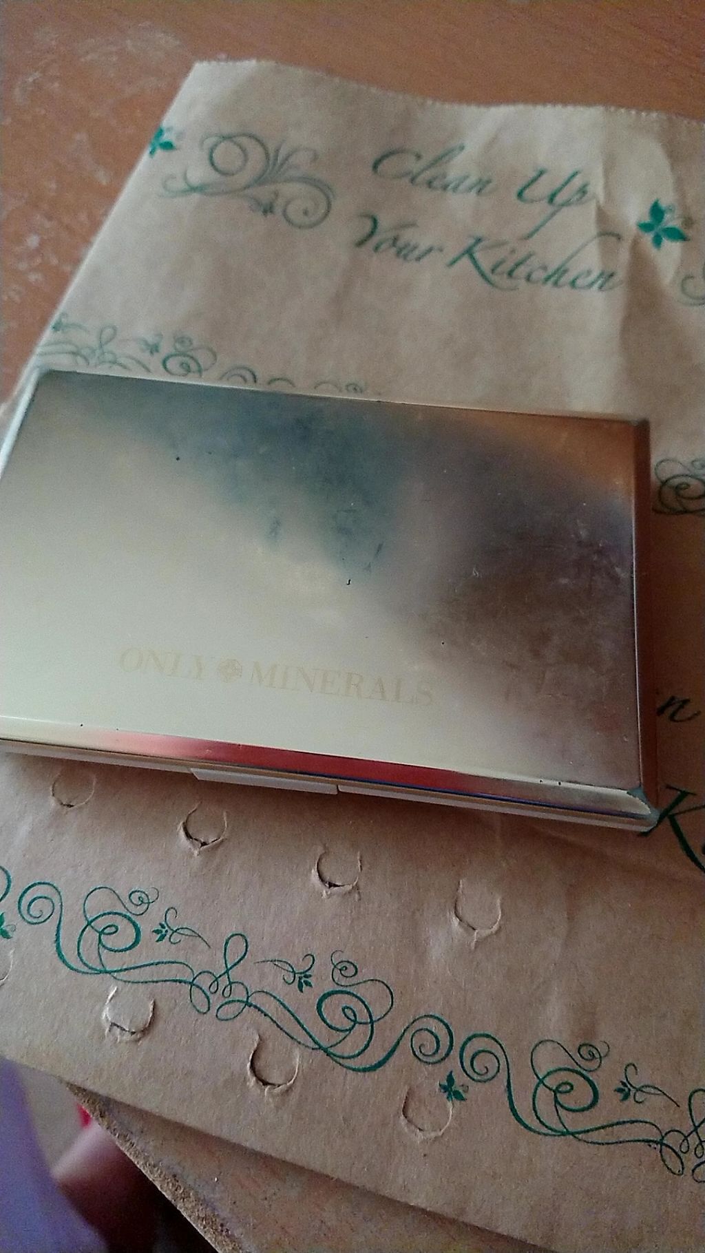 ONLY MINERALS ミネラルモイストファンデーションのクチコミ「もうパウダーはこれ一択になりつつある。
他のを使えません。
最初つけたては粉っぽくなりますが時.....」（1枚目）