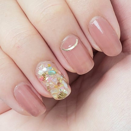 土木系おねいさん on LIPS 「週末ネイル💅夏っぽいネイルにしたくて、今回はシェルが主役のデザ..」(2枚目)