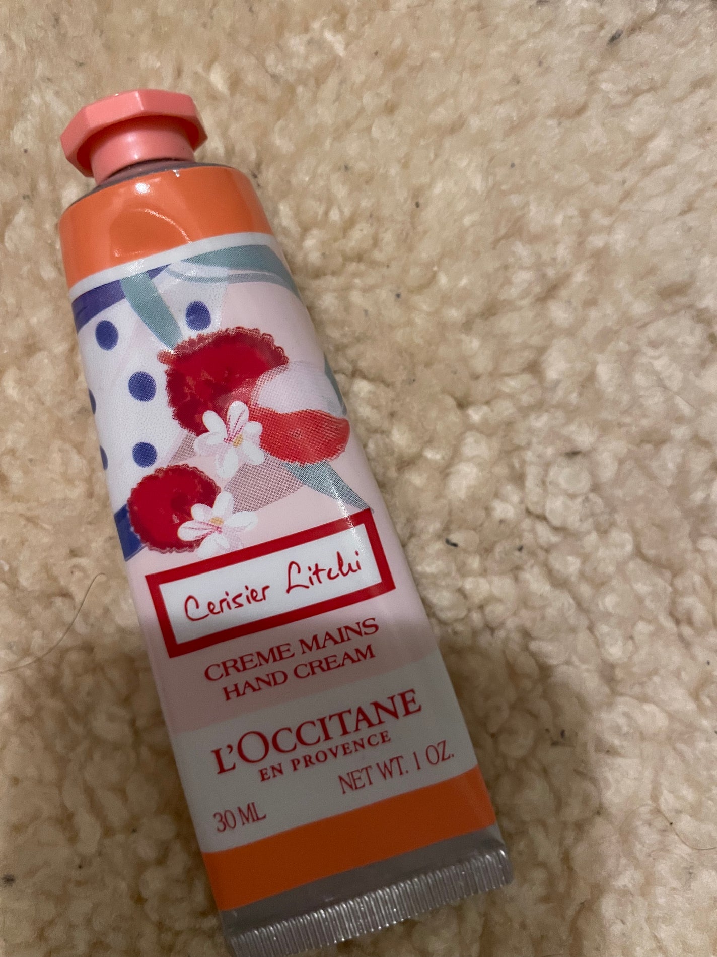 チェリーライチ ハンドクリーム/L'OCCITANE/ハンドクリームを使ったクチコミ(1枚目)