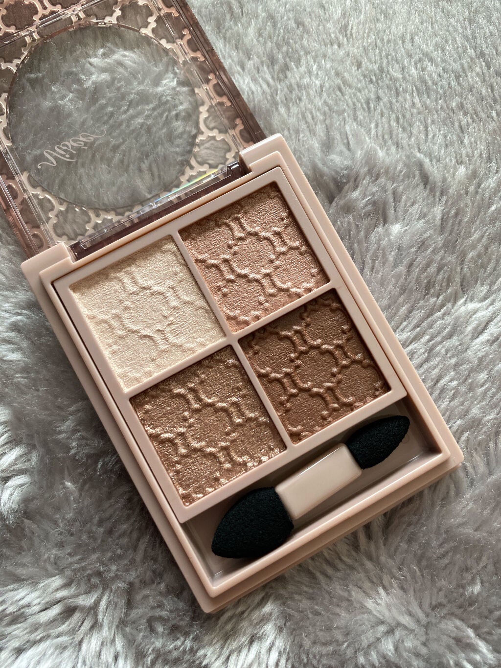 グロッシーリッチ アイズ N/Visée/アイシャドウパレットを使ったクチコミ(2枚目)