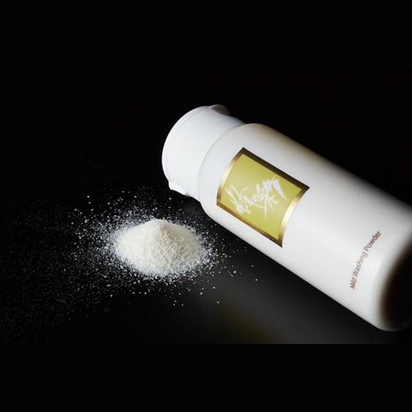 PREMIUM 蜂の彩洗顔パウダー Bee Treasure