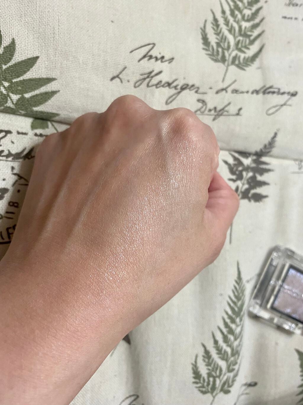 アディクション ザ アイシャドウ スパークル/ADDICTION/単色アイシャドウを使ったクチコミ(4枚目)