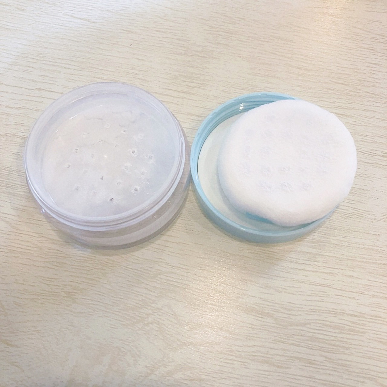 メイク キープ パウダー COOL/コーセーコスメニエンス/ルースパウダーを使ったクチコミ（3枚目）