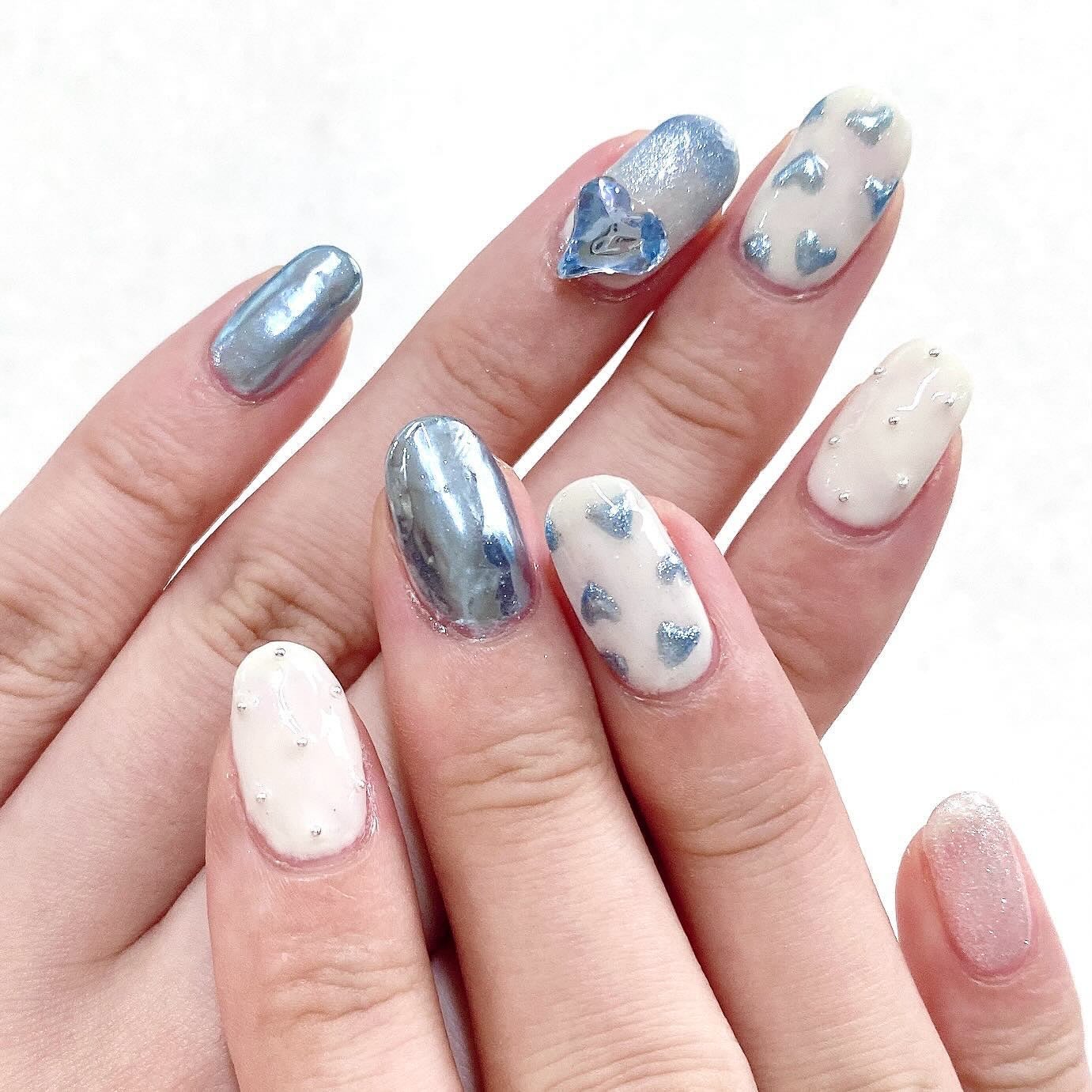 ジェルネイル(ライト対応)/セリア/ジェルネイルを使ったクチコミ(1枚目)