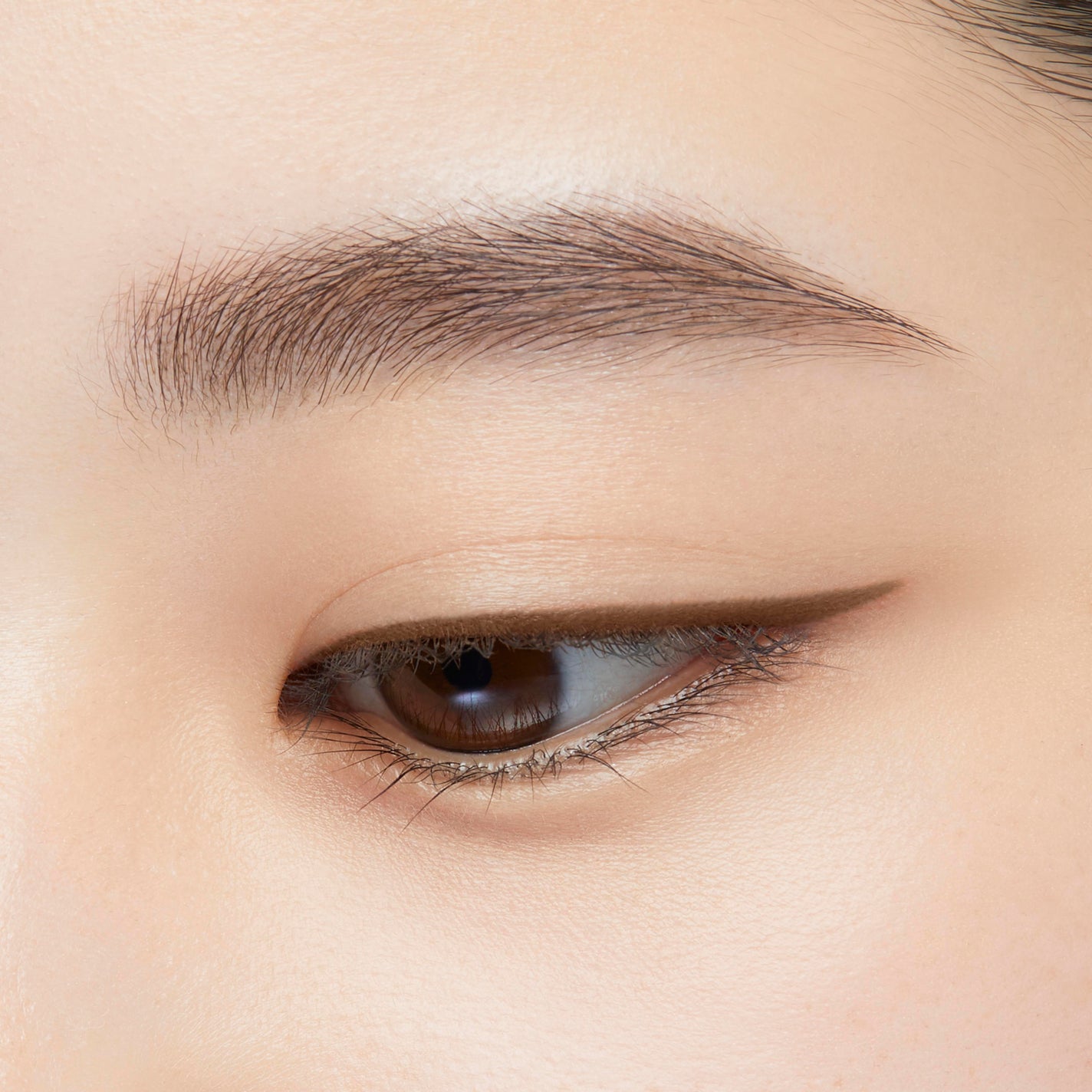 エテュセ ラスティング ジェルライナー 03 ウォームブラウン