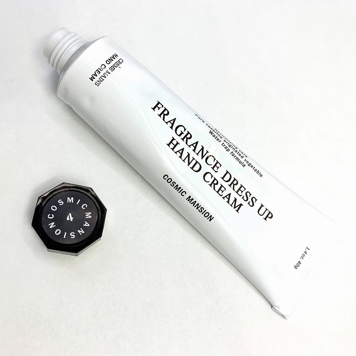 FRAGRANCE DRESS UP HAND CREAM/COSMIC MANSION/ハンドクリームを使ったクチコミ（1枚目）