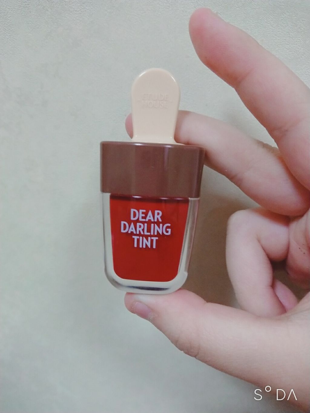 ディアダーリン ウォータージェルティント （アイスティント）/ETUDE/口紅を使ったクチコミ（2枚目）