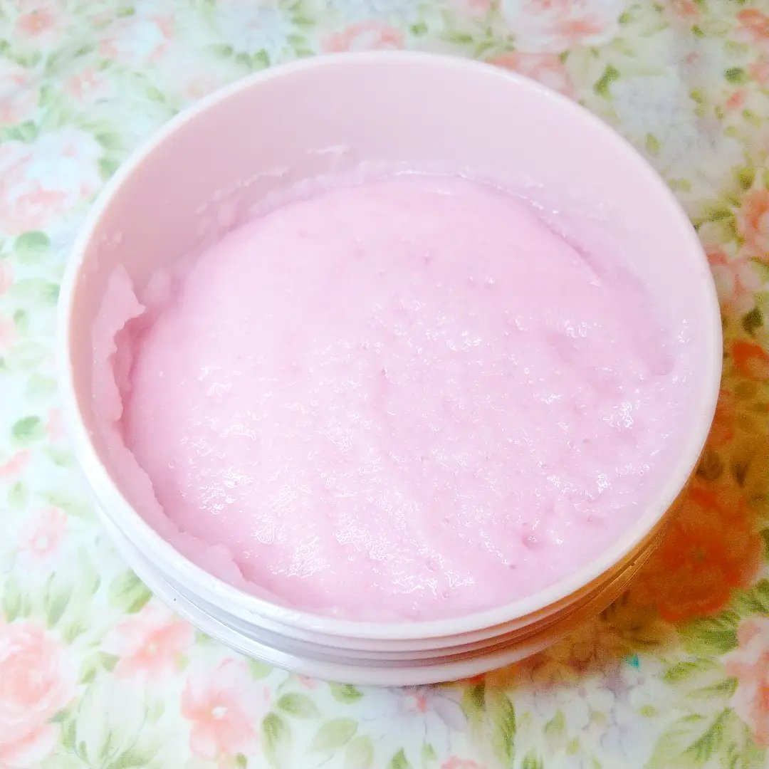 Q+Me スウィート ボム タラソ スクラブ/AGARISM/バスト・ヒップケアを使ったクチコミ（2枚目）