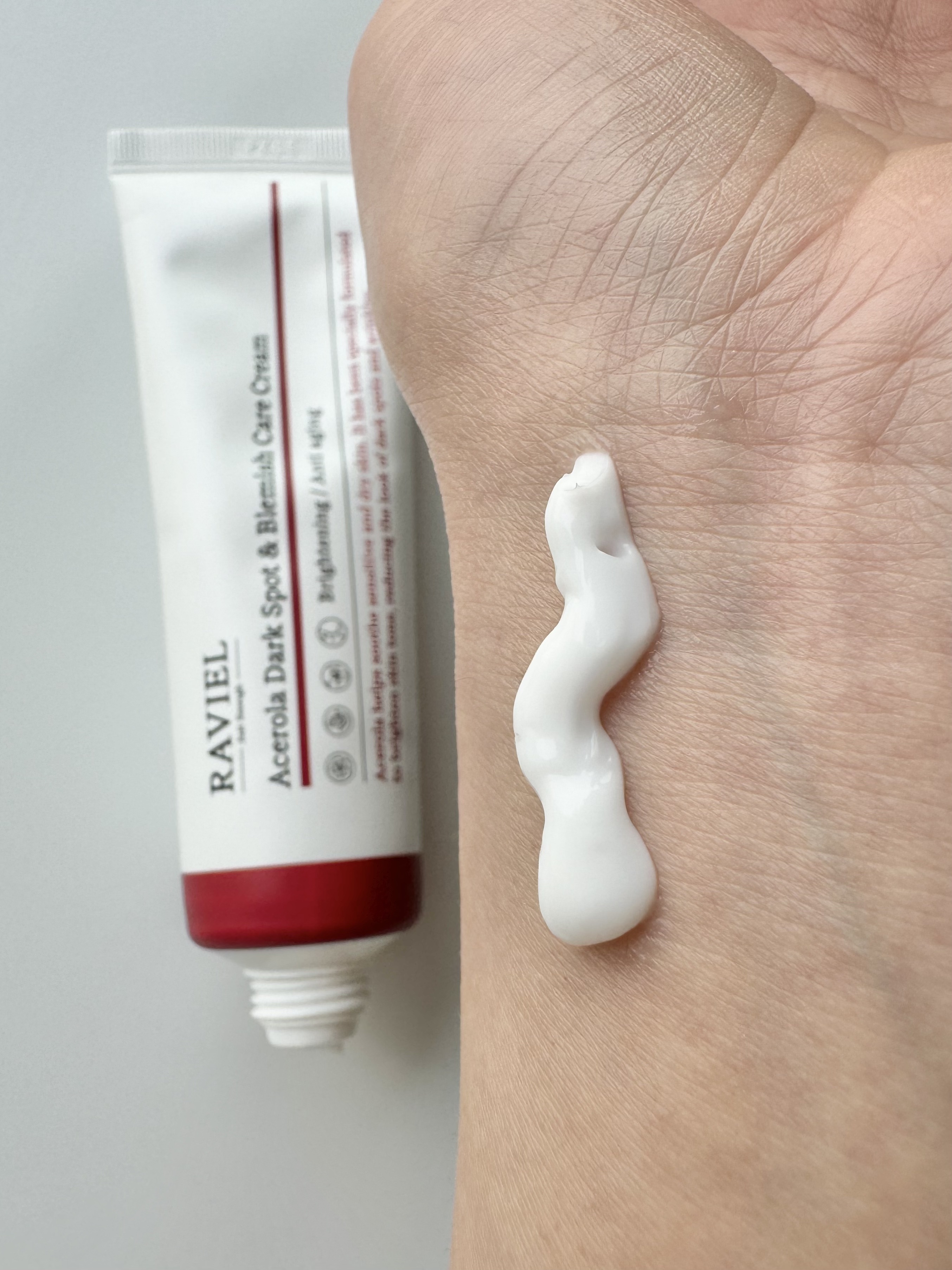 アセロラダークスポット&ブレミッシュ ケア クリーム/RAVIEL/フェイスクリームを使ったクチコミ（2枚目）