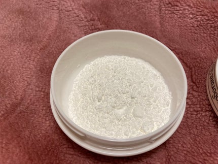 薬用さらさらデオドラントパウダー/デオナチュレ/デオドラント・制汗剤を使ったクチコミ(3枚目)