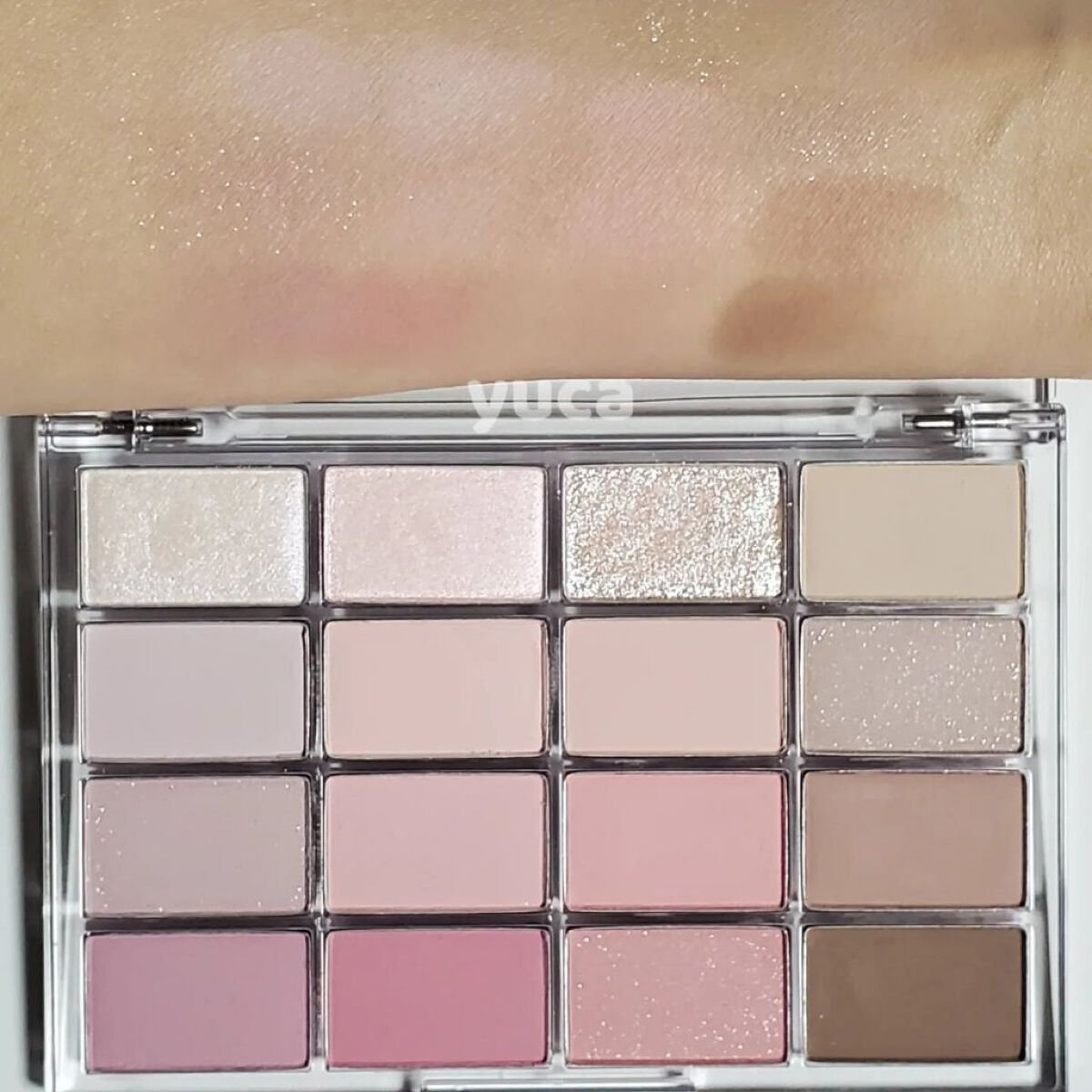 ソフトブラーリングアイパレット/wakemake/アイシャドウパレットを使ったクチコミ（3枚目）