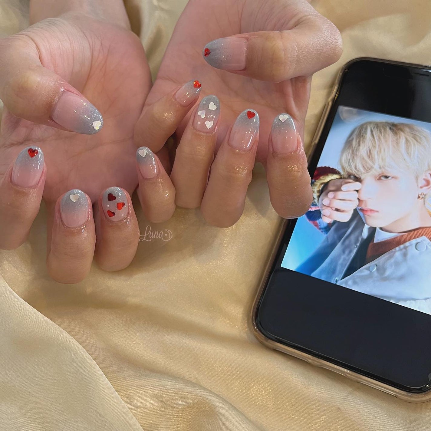 Iuna. Mizuki on LIPS 「.お持ち込みdesign参考に🐋❤️#nail#nailsta..」(1枚目)