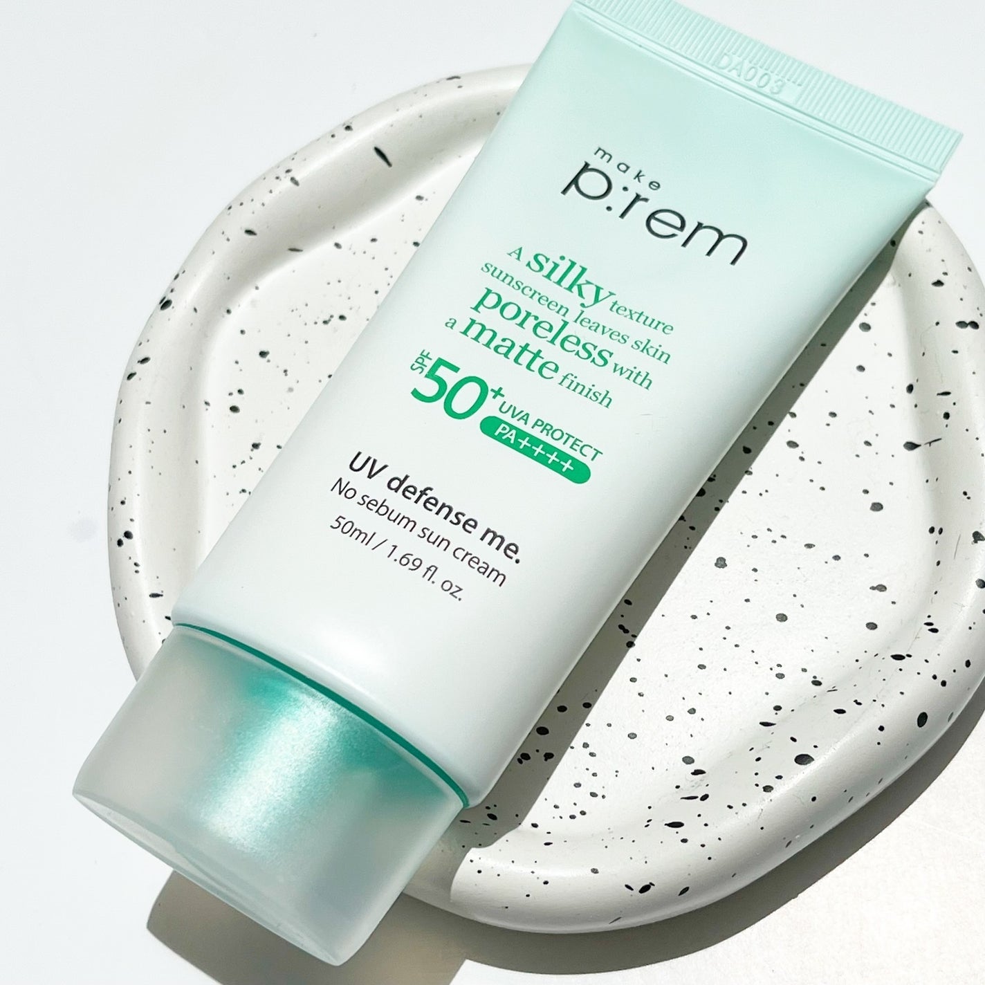 UVディフェンスミー ノーセバムサンクリーム/make prem/日焼け止めクリームを使ったクチコミ(2枚目)