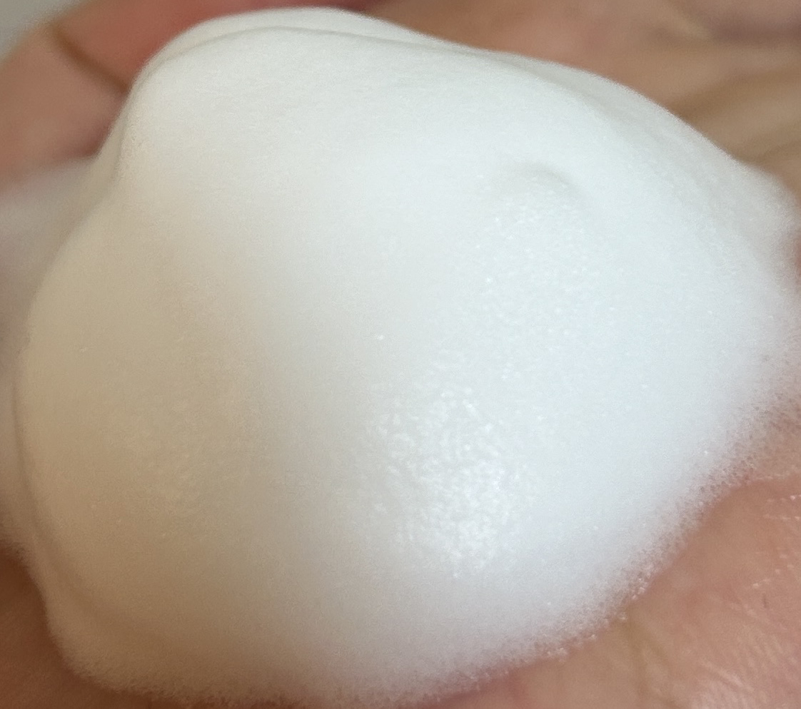 イロハ インティメートウォッシュ フォームタイプ  ベルガモットとビターオレンジの香り/iroha INTIMATE CARE/デリケートゾーンケアを使ったクチコミ（3枚目）