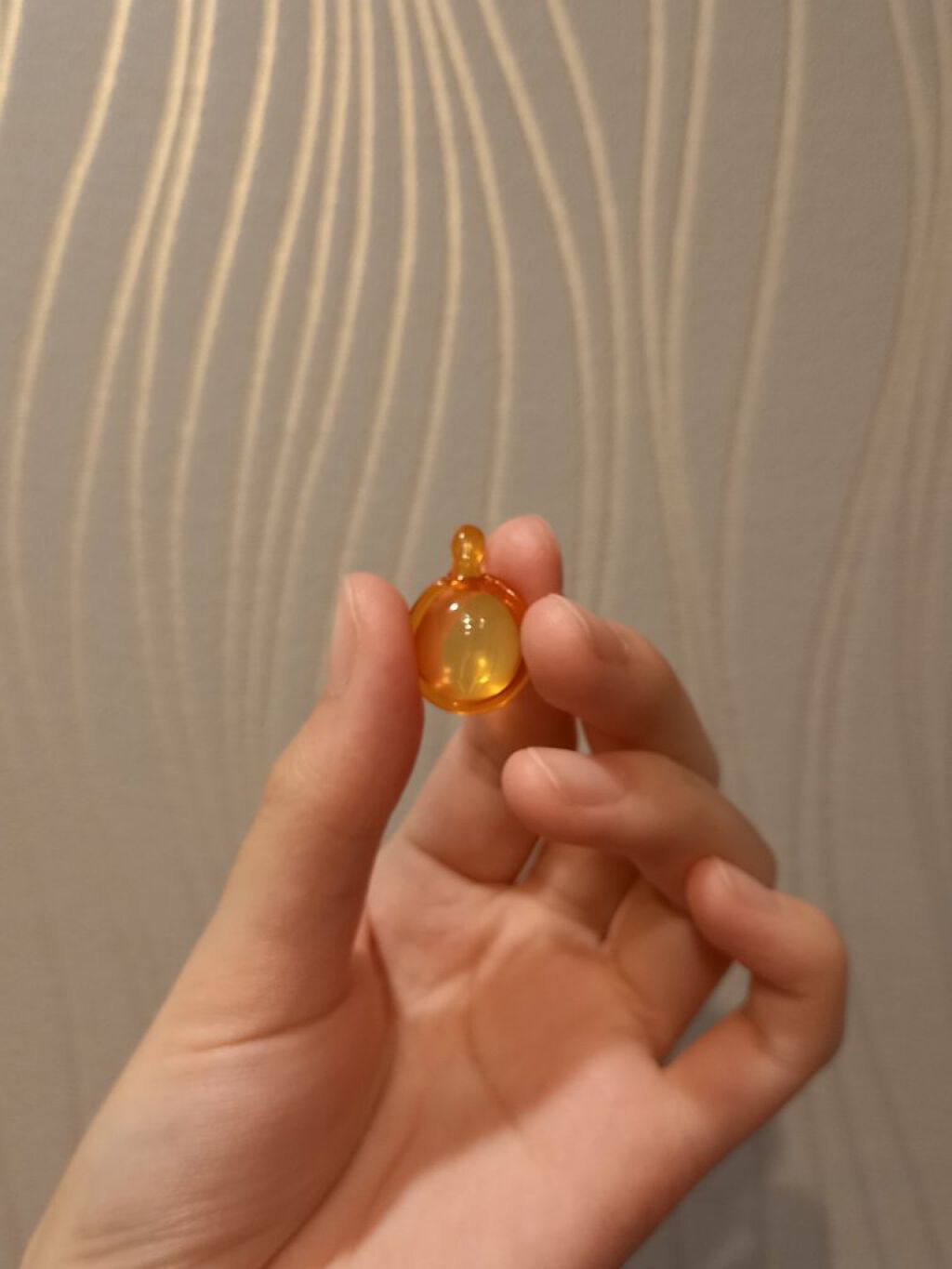 ヘアーオイル【ヘアエッセンス】 シートタイプ 6粒/ellips/ヘアオイルを使ったクチコミ（3枚目）