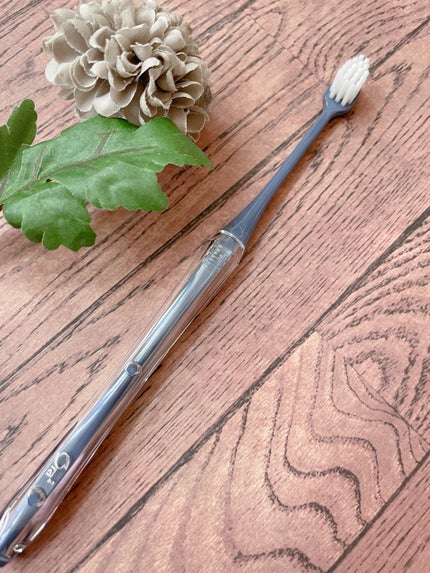 オーラツープレミアムハブラシ なめらかフィット/オーラツー/歯ブラシを使ったクチコミ(2枚目)