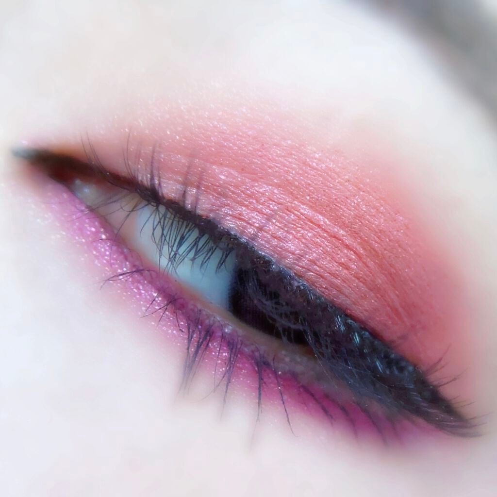 Pressed Powder Shadow /ColourPop/アイシャドウパレットを使ったクチコミ(3枚目)