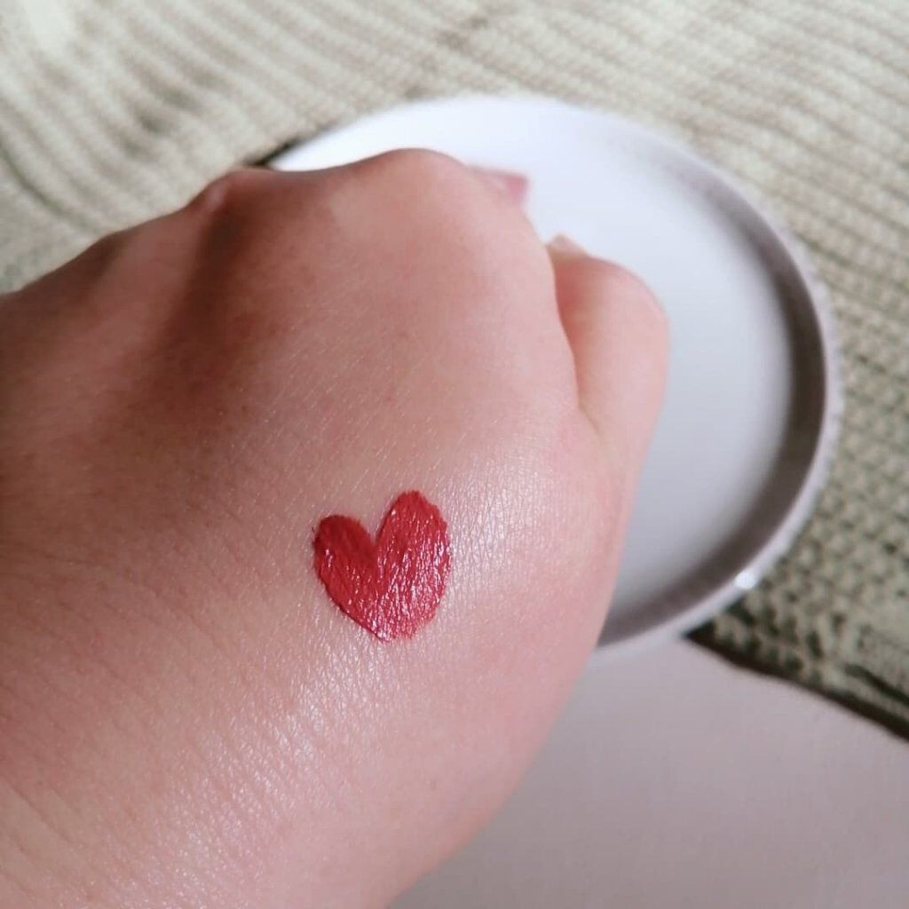 タトゥーベルベットティント/フォレンコス/リップティントを使ったクチコミ（3枚目）