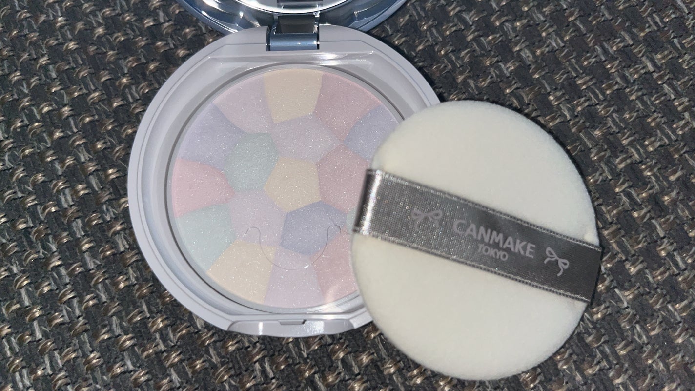 イルミネイティングフィニッシュパウダー ~Abloom~/キャンメイク/プレストパウダーを使ったクチコミ(3枚目)