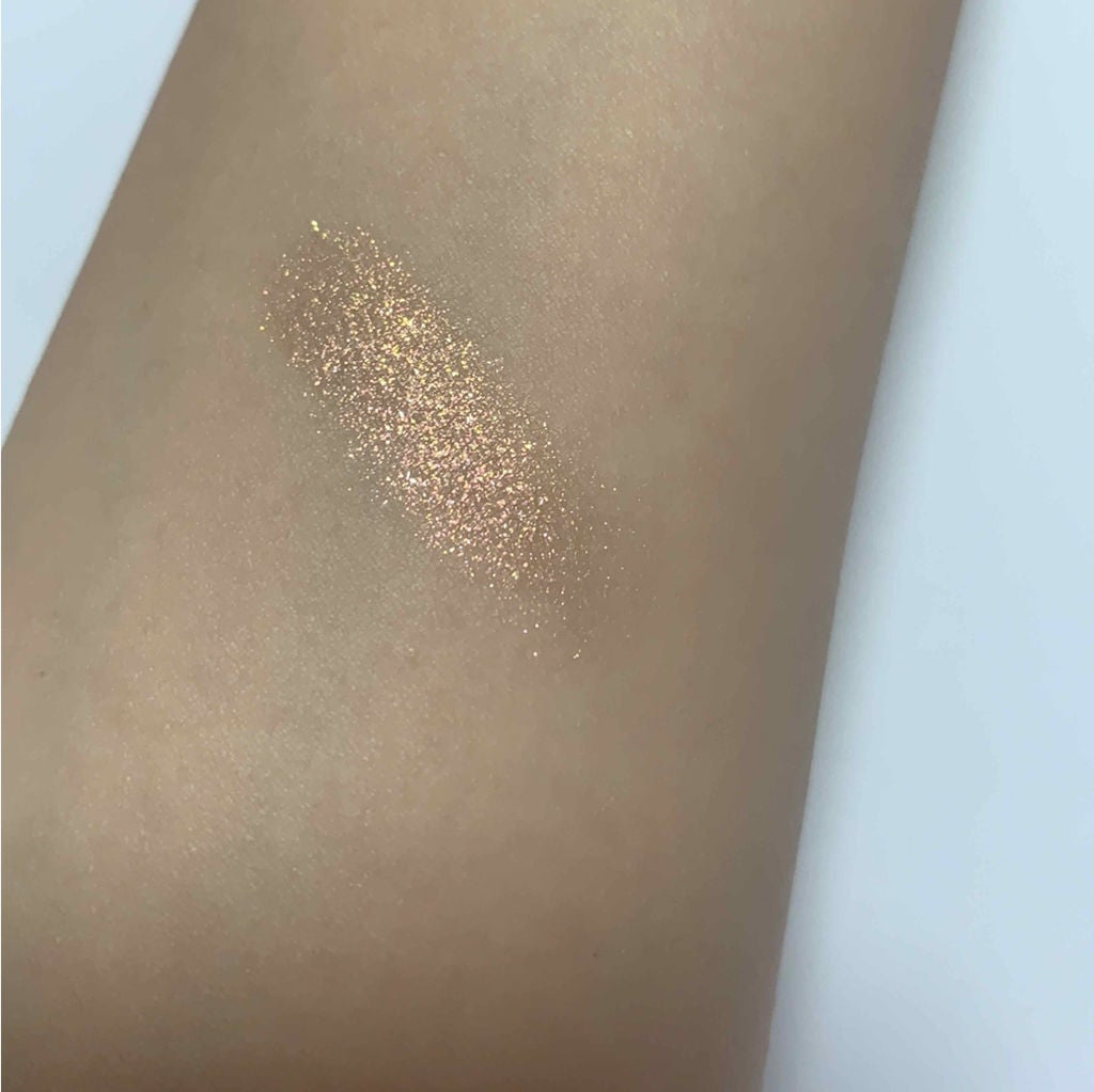 グリッタープリズム シャドウ/MISSHA/グリッターを使ったクチコミ(3枚目)