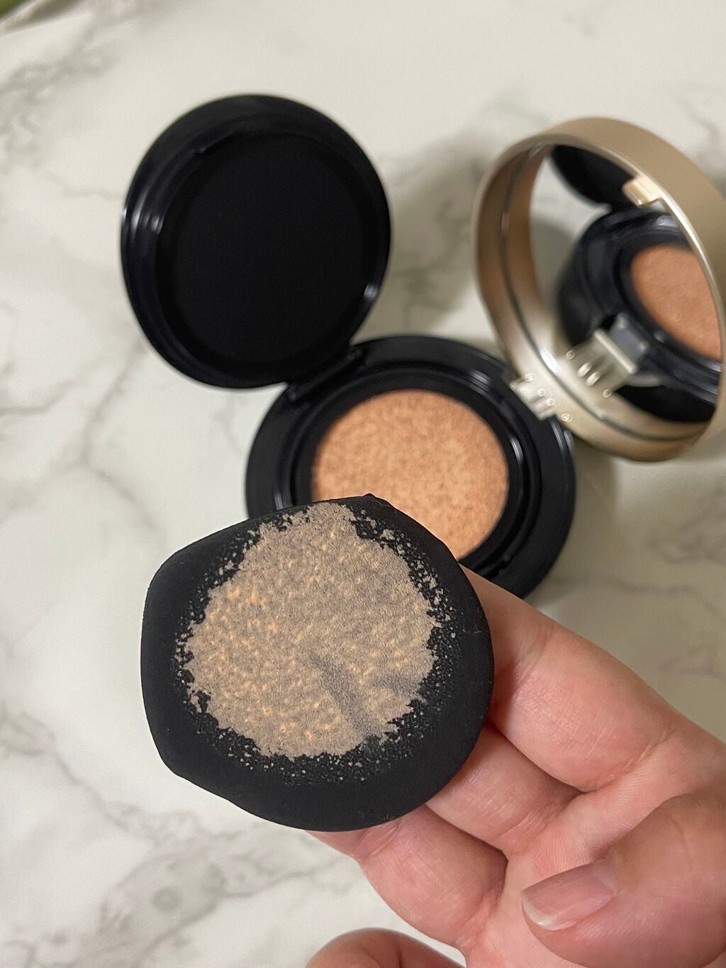 フローレス ルミエール ラディアンス パーフェクティング クッション/ローラ メルシエ/クッションファンデーションを使ったクチコミ(5枚目)