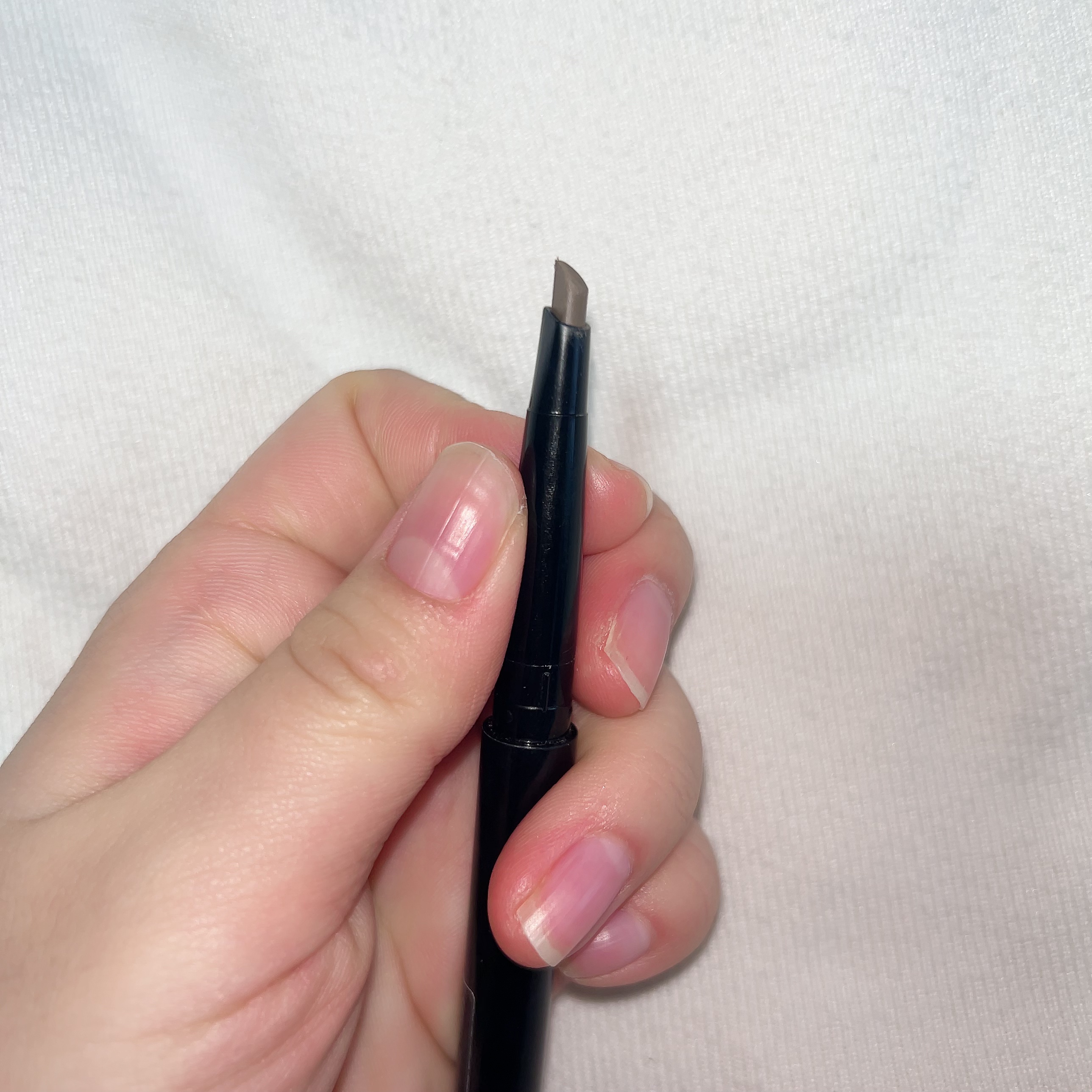 【旧品】ファッションブロウ パウダーインペンシル BR-M2 自然な茶色(旧製品)/MAYBELLINE NEW YORK/パウダーアイブロウを使ったクチコミ（2枚目）