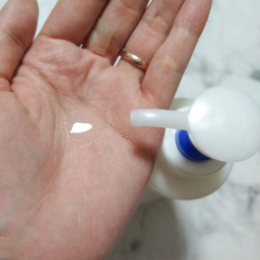 モイスチュアマイルドホワイト パーフェクトエッセンス/モイスチュアマイルド ホワイト/オールインワン化粧品を使ったクチコミ(2枚目)