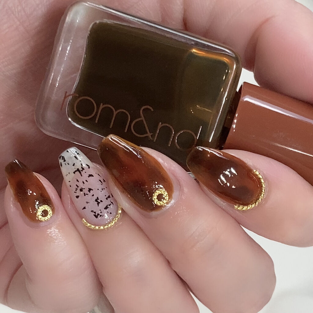 ムードペブルネイル/rom&nd/マニキュアを使ったクチコミ（2枚目）