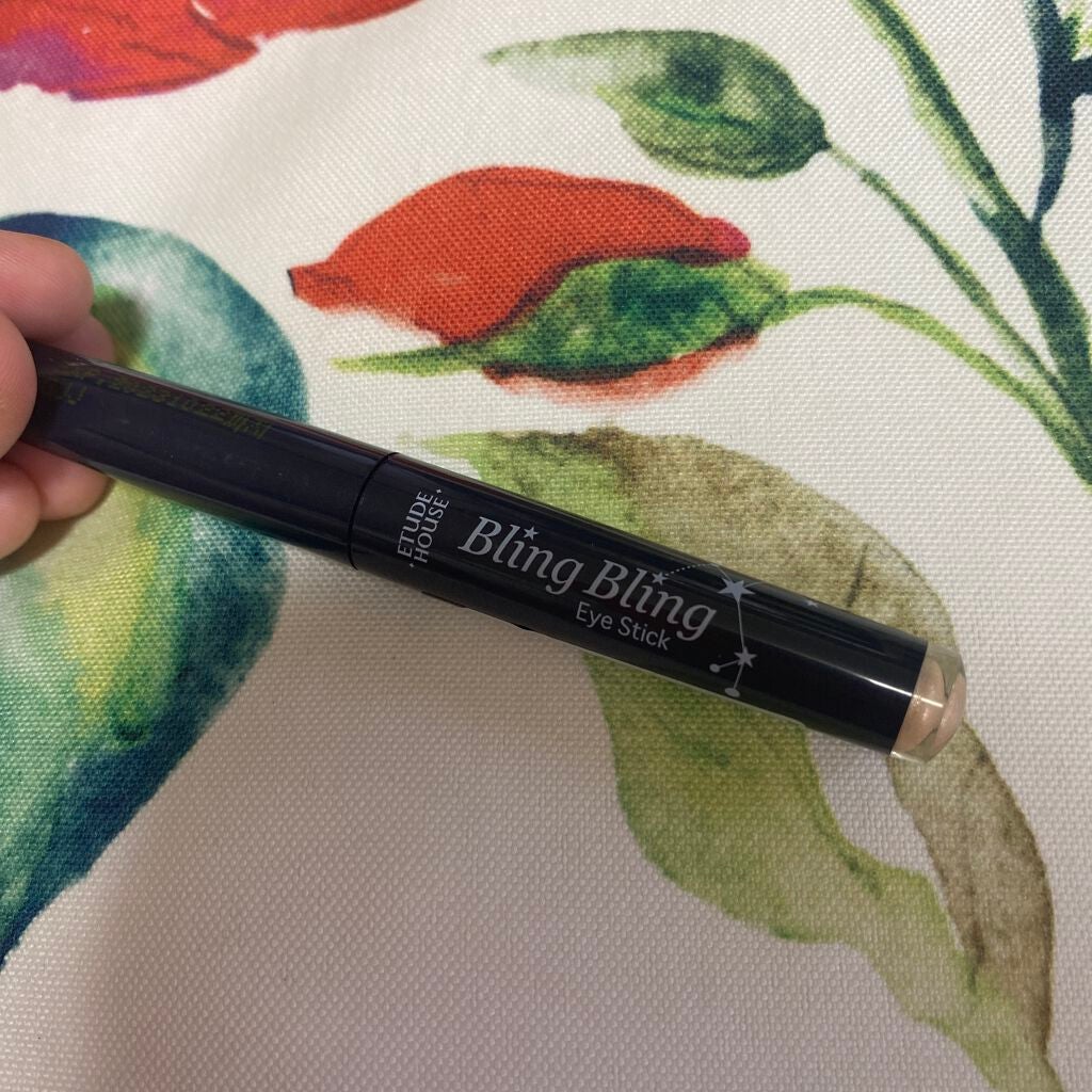 キラキラ アイシャドウ/ETUDE/スティックアイシャドウを使ったクチコミ(1枚目)