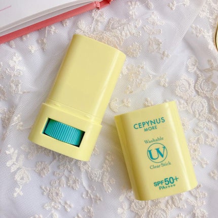 ウォッシャブル UV クリアスティック/CEPYNUS MORE(セピナス モア)/日焼け止めスティックを使ったクチコミ(4枚目)