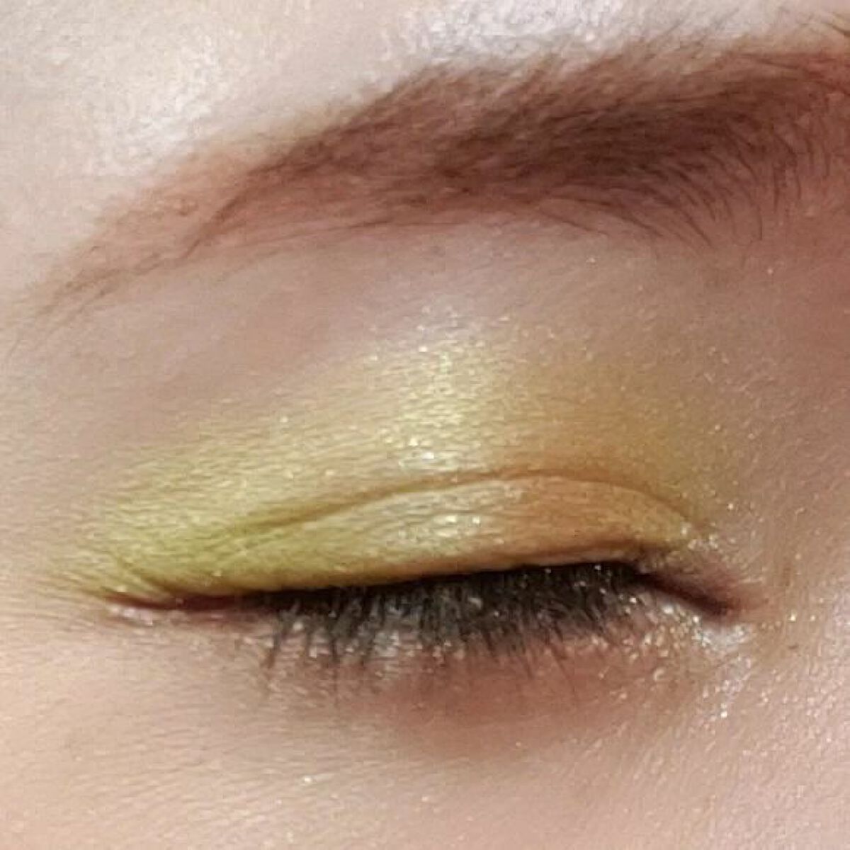 ラズル アイカラー 28 Virtual green/エレガンス ラズル /単色アイシャドウを使ったクチコミ（2枚目）